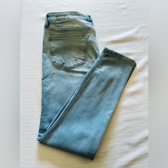 Tommy Hilfiger Light Blue Denim Jeans - Picture 7 of 12